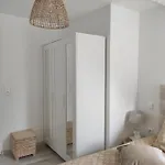 Vakantiehuis Le Petit De La Roseraie *