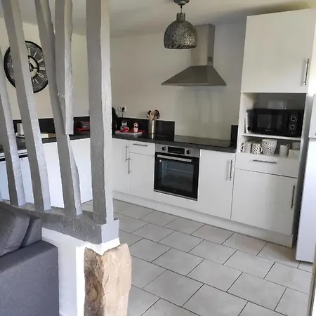 Le Petit De La Roseraie *