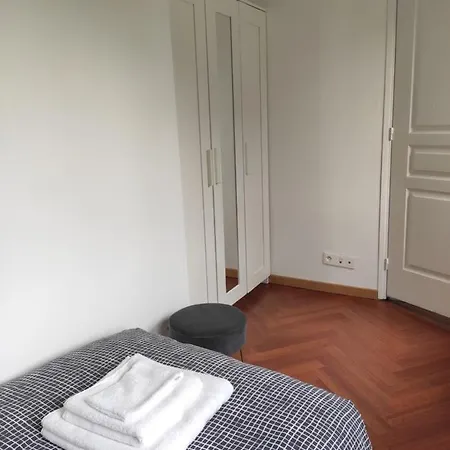 Le Petit De La Roseraie