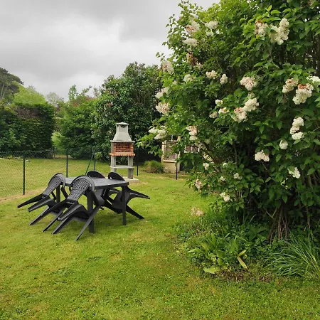 Holiday home Le Petit De La Roseraie *